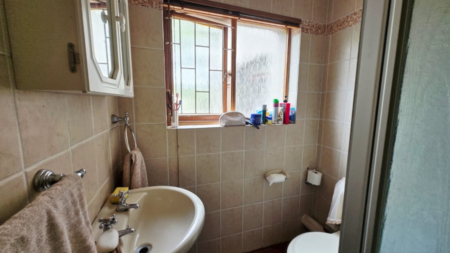 6 Bedroom Property for Sale in The Village Western Cape